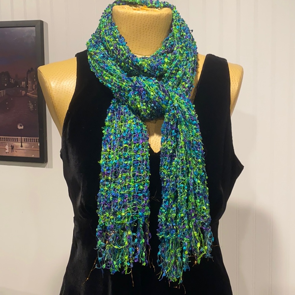 Fishnet style scarf in blue/ green/ purple with gold threads